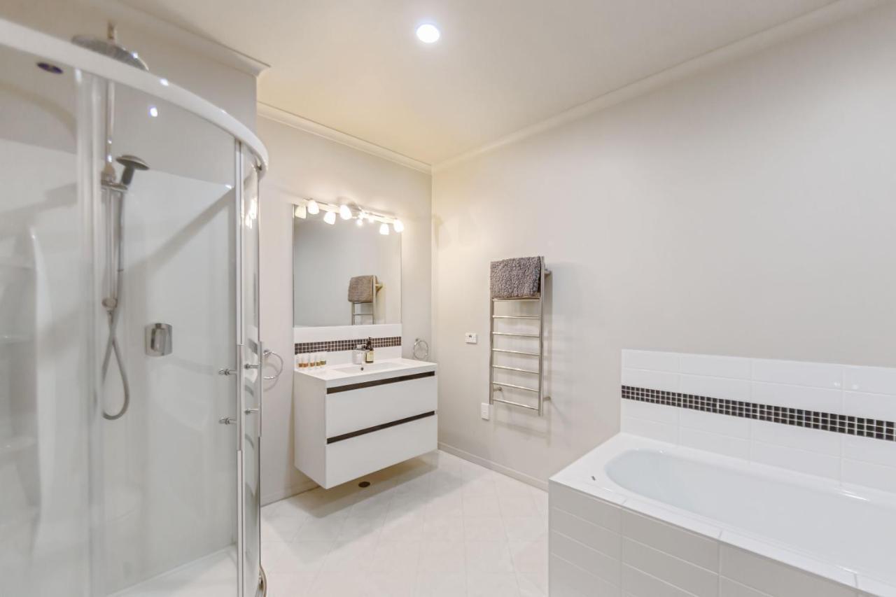 3 Bedroom Penthouse With Fabulous Views Auckland Eksteriør billede
